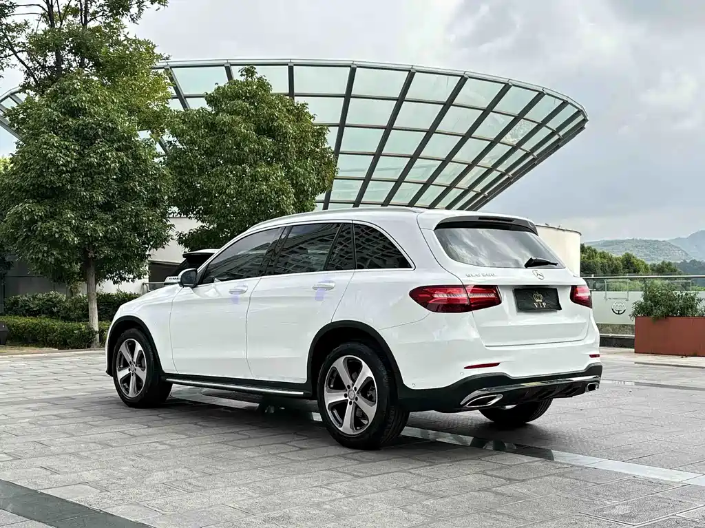 Mercedes-Benz GLC — миниатюра 7