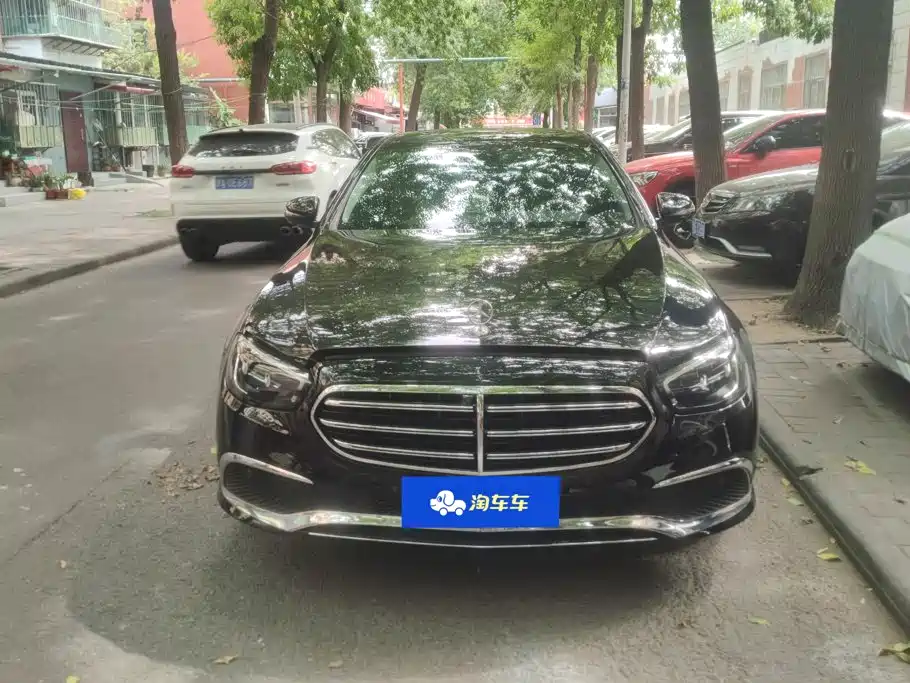 Mercedes-Benz E-Class — миниатюра 2