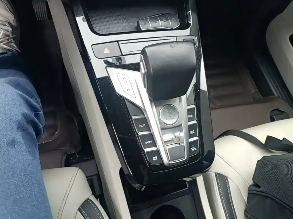 BYD Yuan Pro - фото 14