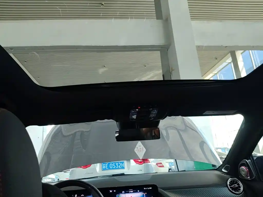 Mercedes-Benz GLA AMG — миниатюра 18