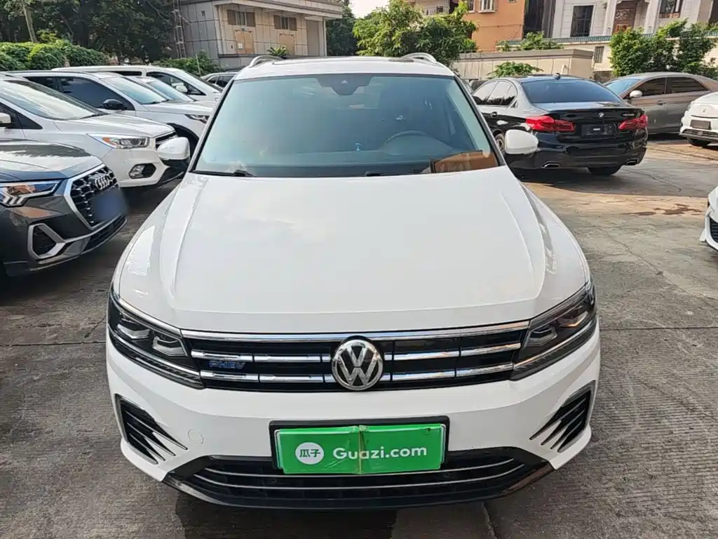 Volkswagen Tiguan L PHEV — миниатюра 3
