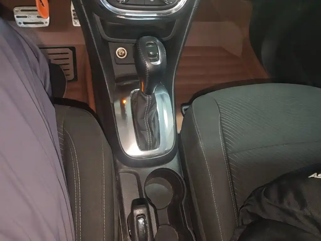 Buick Encore — миниатюра 14