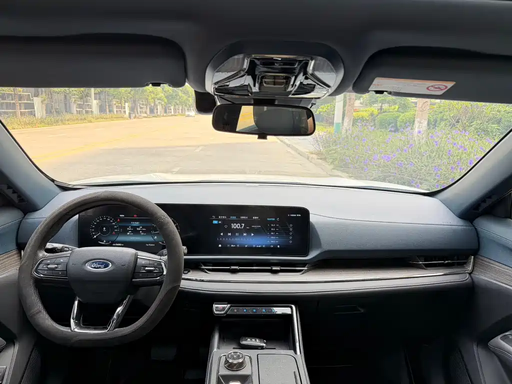 Ford Equator Sport — миниатюра 5