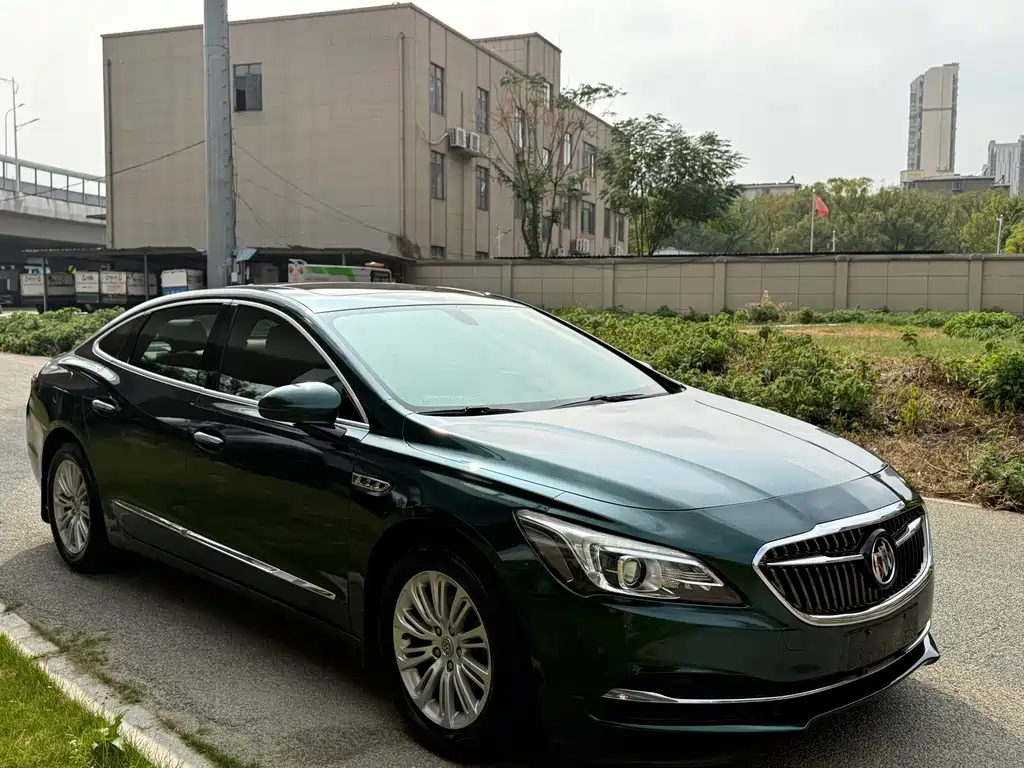 Buick LaCrosse — миниатюра 8