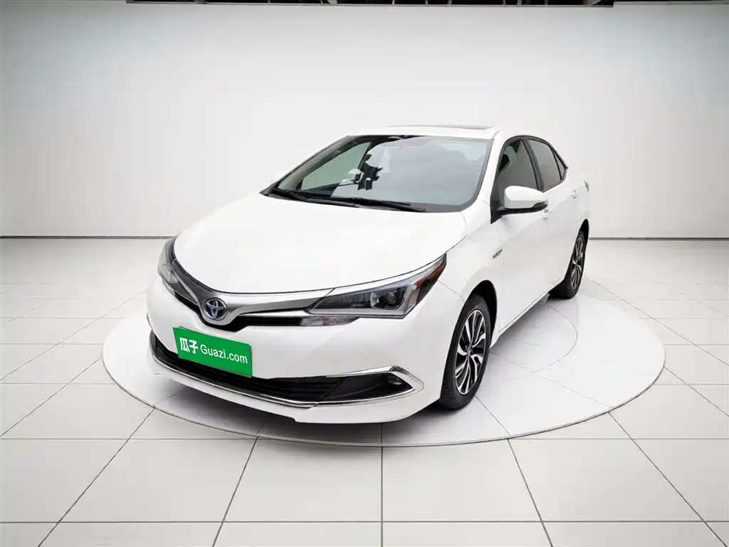 Toyota Corolla 2017 Facelift Hybrid 1.8L E-CVT Leading Edition
