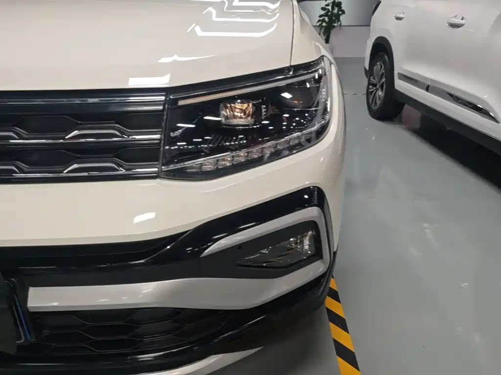 Volkswagen T-Cross — миниатюра 24