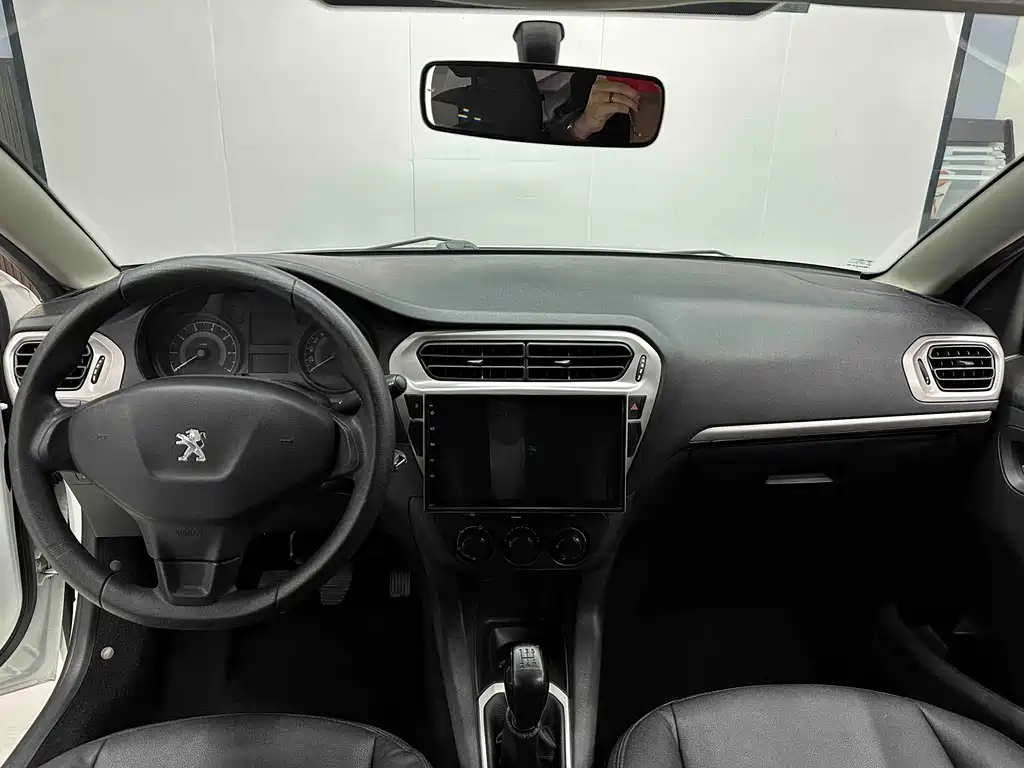 Peugeot 301 — миниатюра 9