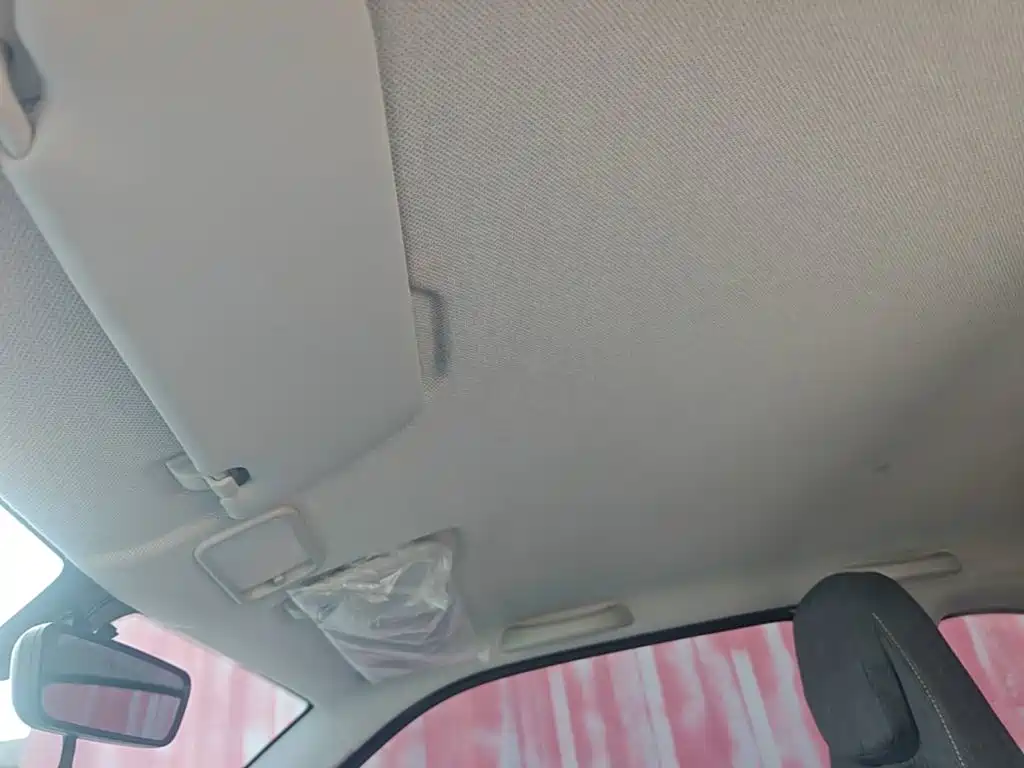 Wuling MINIEV — миниатюра 18