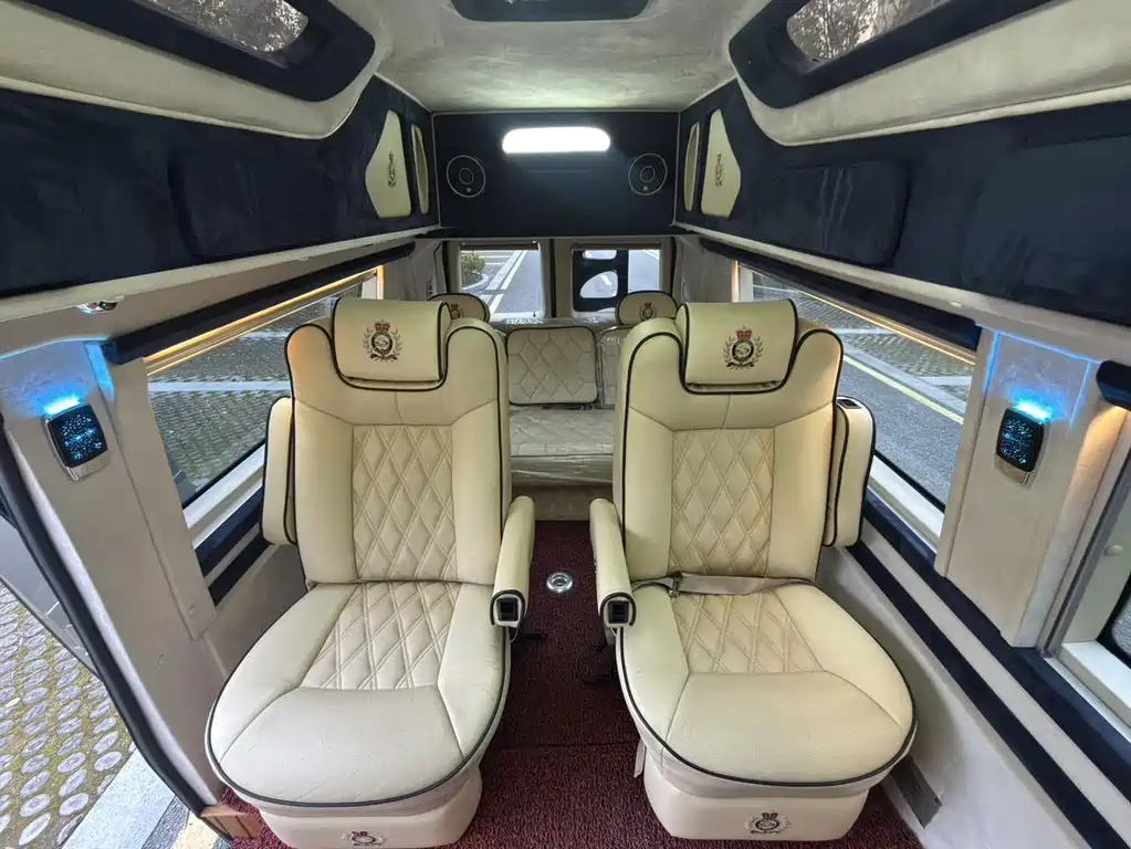 Ford E350 — миниатюра 14