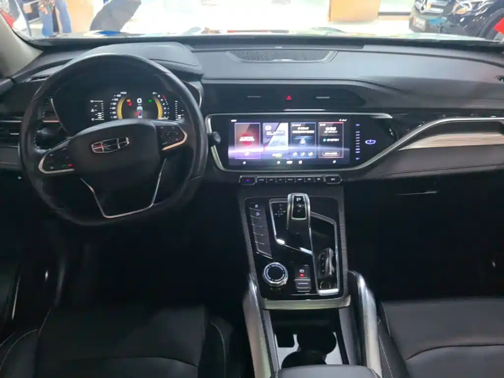 Geely Boyue — миниатюра 10