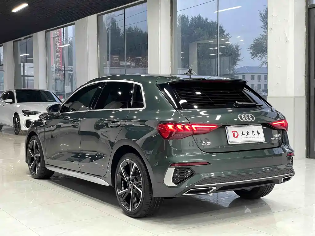 Audi A3 2022 Sportback 35 TFSI Fashion Sport