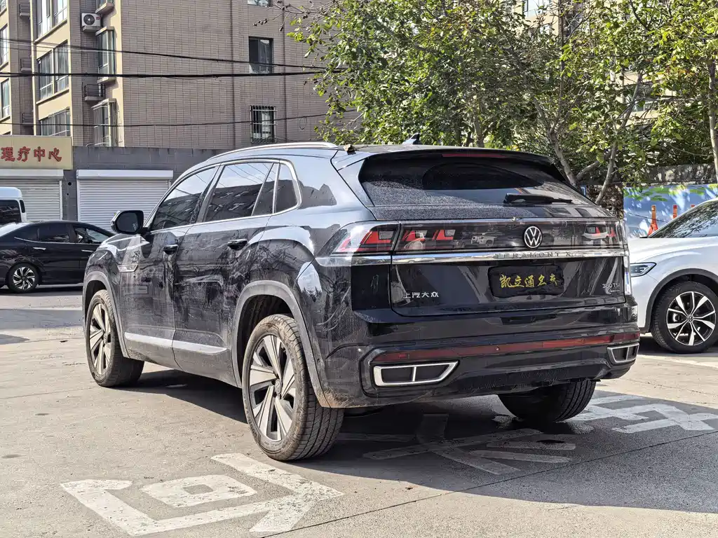 Volkswagen Teramont — миниатюра 8