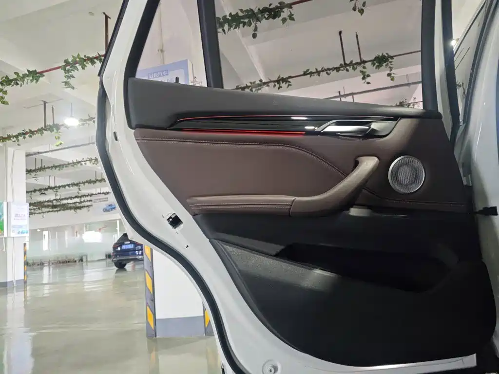 BMW X1 — миниатюра 16