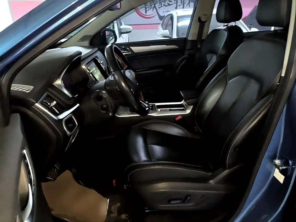 Roewe RX5 — миниатюра 15