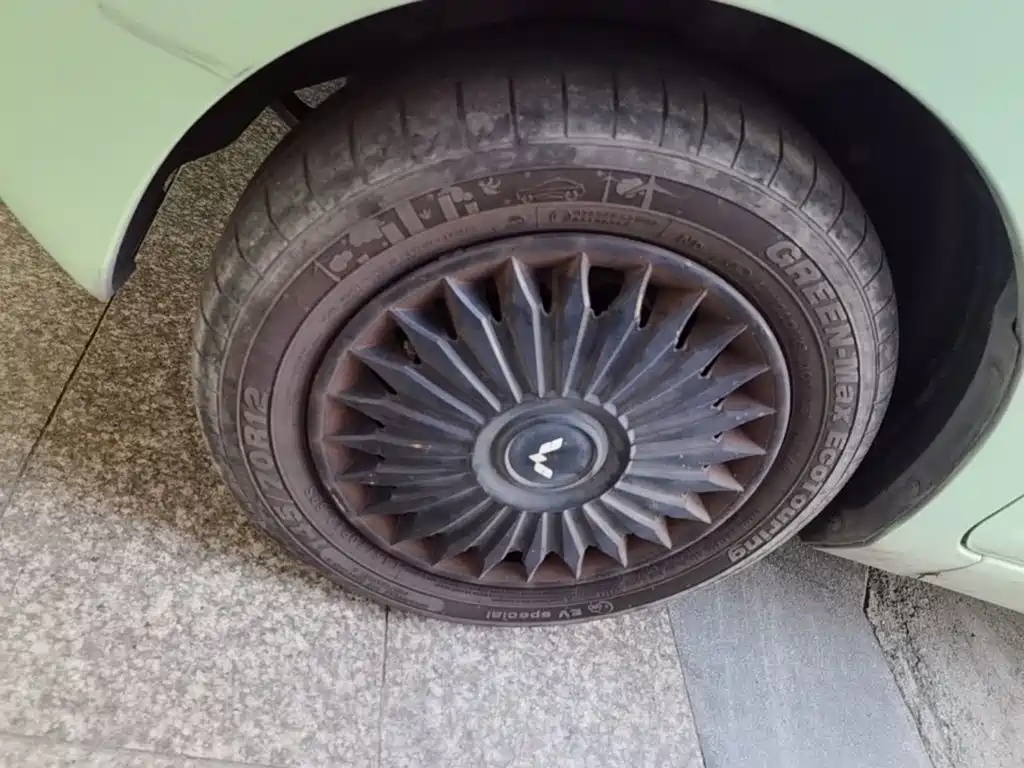 Wuling MINIEV — миниатюра 23