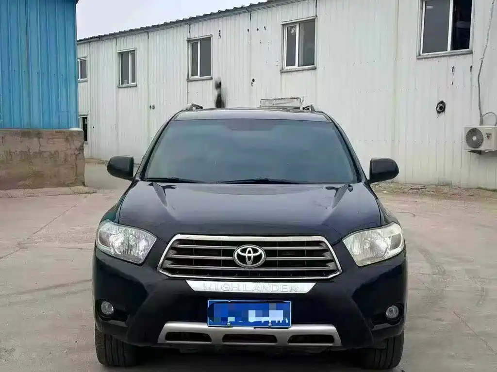 Toyota Highlander 2011 2.7L 7 мест Luxury