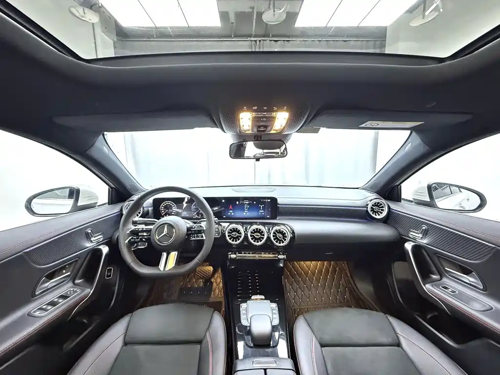 Mercedes-Benz A-Class A 2023 A 200 L Fashion