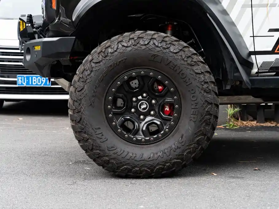 Ford Bronco — миниатюра 22