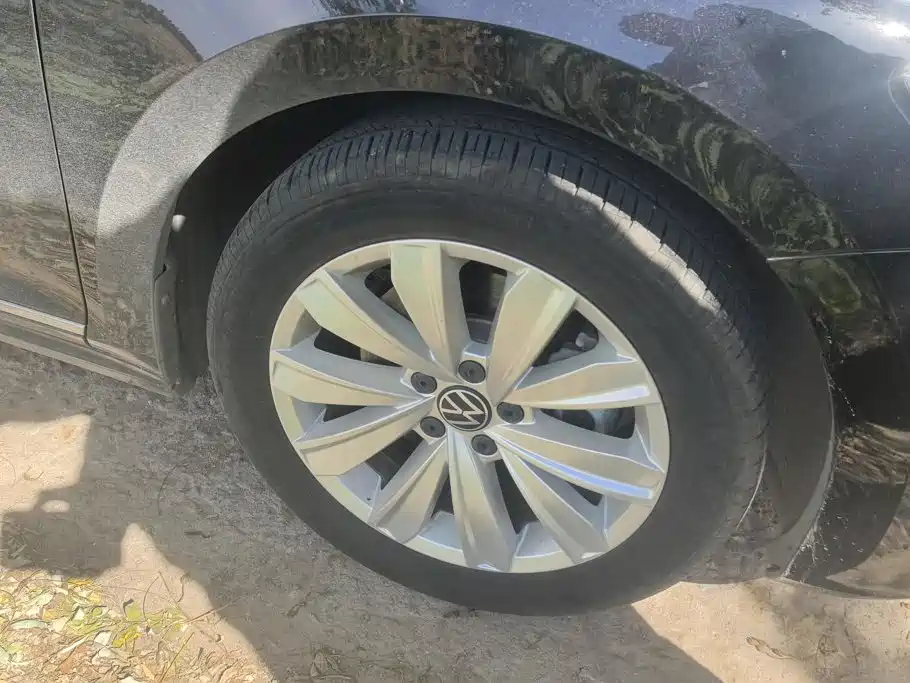 Volkswagen Passat — миниатюра 6