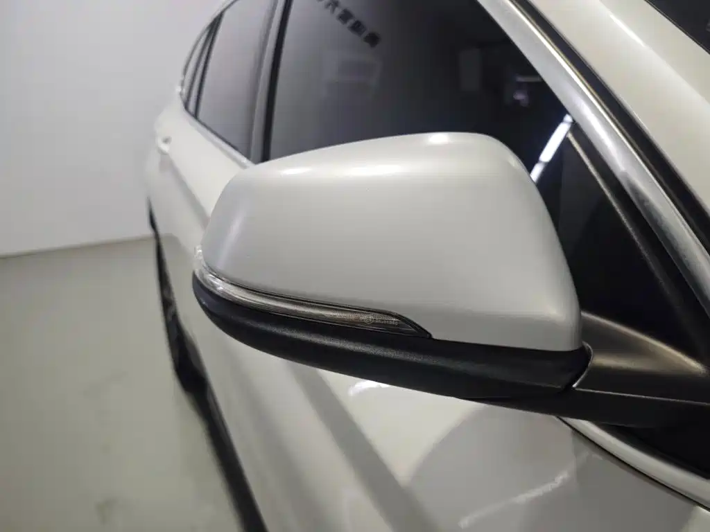 BMW X1 — миниатюра 8