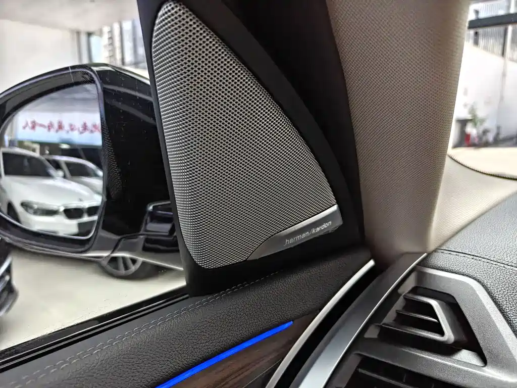 BMW X3 — миниатюра 13