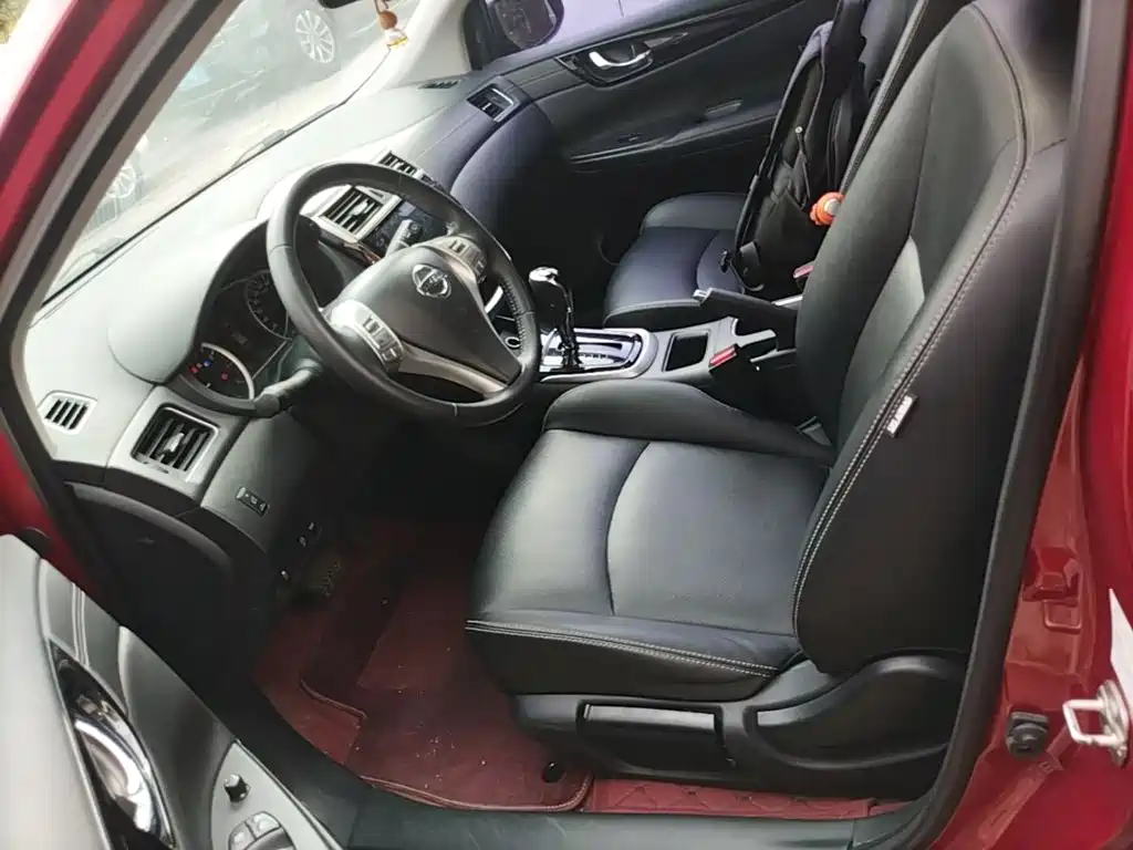 Nissan Tiida — миниатюра 15