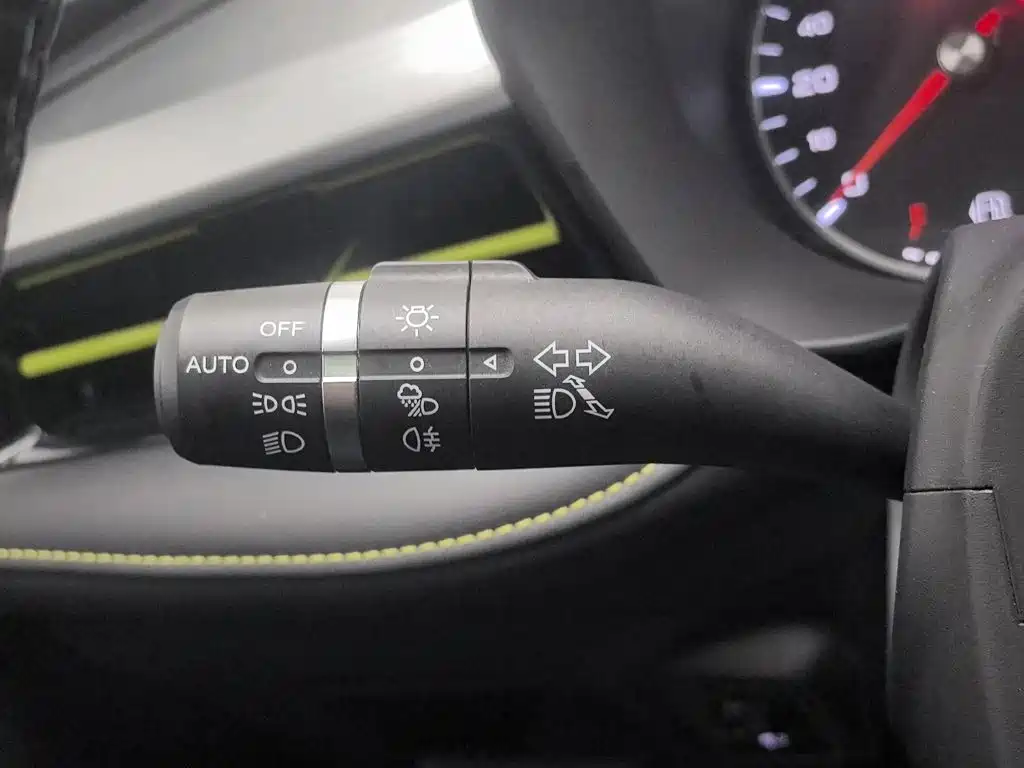 Roewe i5 — миниатюра 21