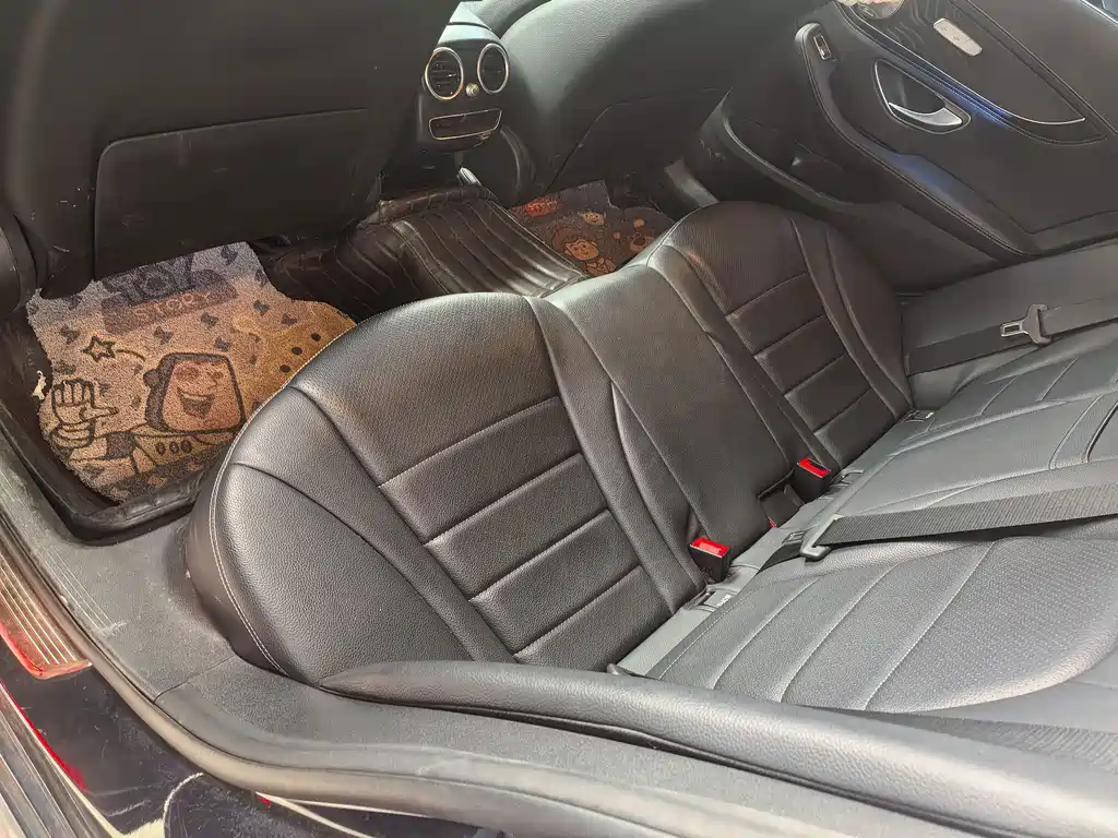 Mercedes-Benz C-Class — миниатюра 4