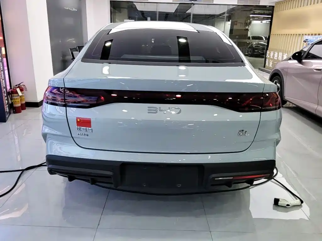 BYD Qin L — миниатюра 6
