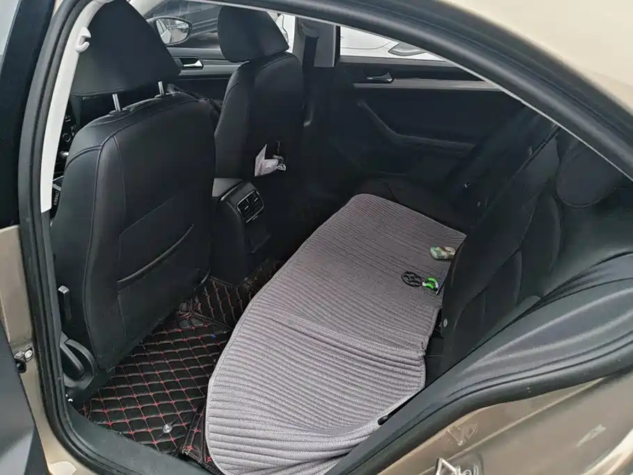 Volkswagen Sagitar — миниатюра 11