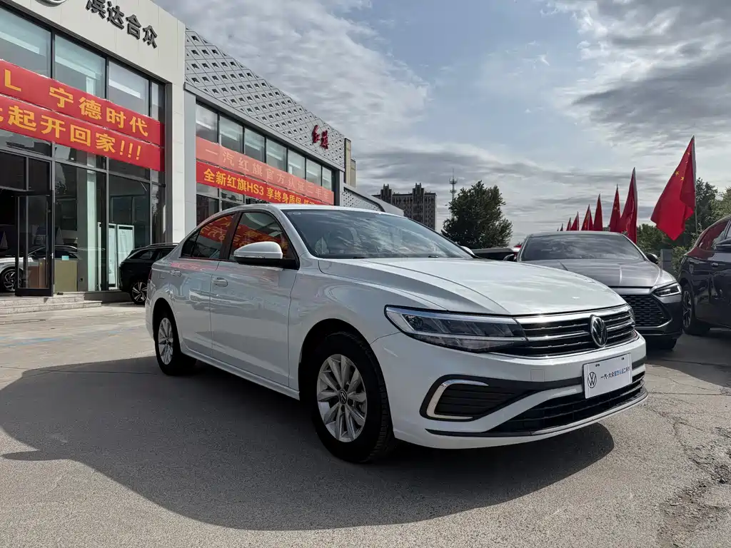 Volkswagen Bora — миниатюра 3