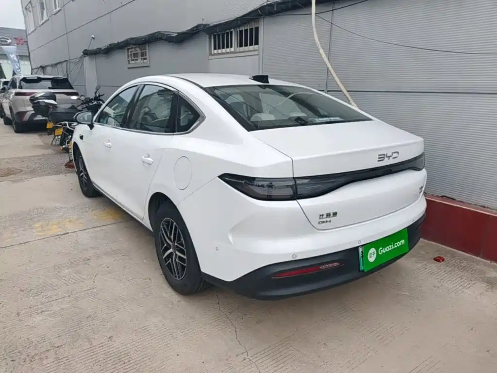 BYD Seal 05 DM-i — миниатюра 5