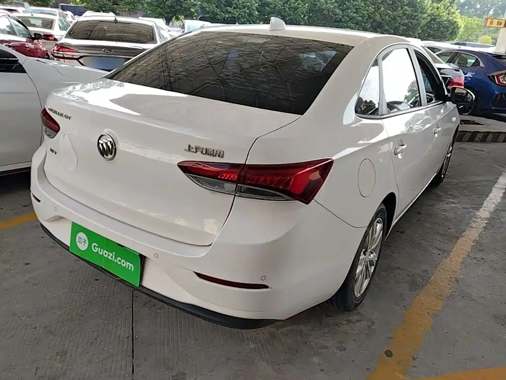 Buick Excelle — миниатюра 7