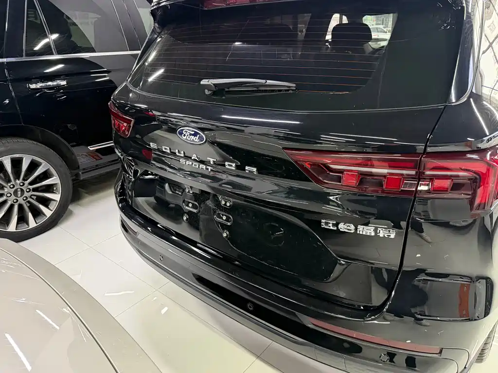 Ford Equator Sport — миниатюра 12