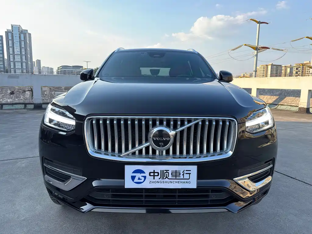 Volvo XC90 — миниатюра 2
