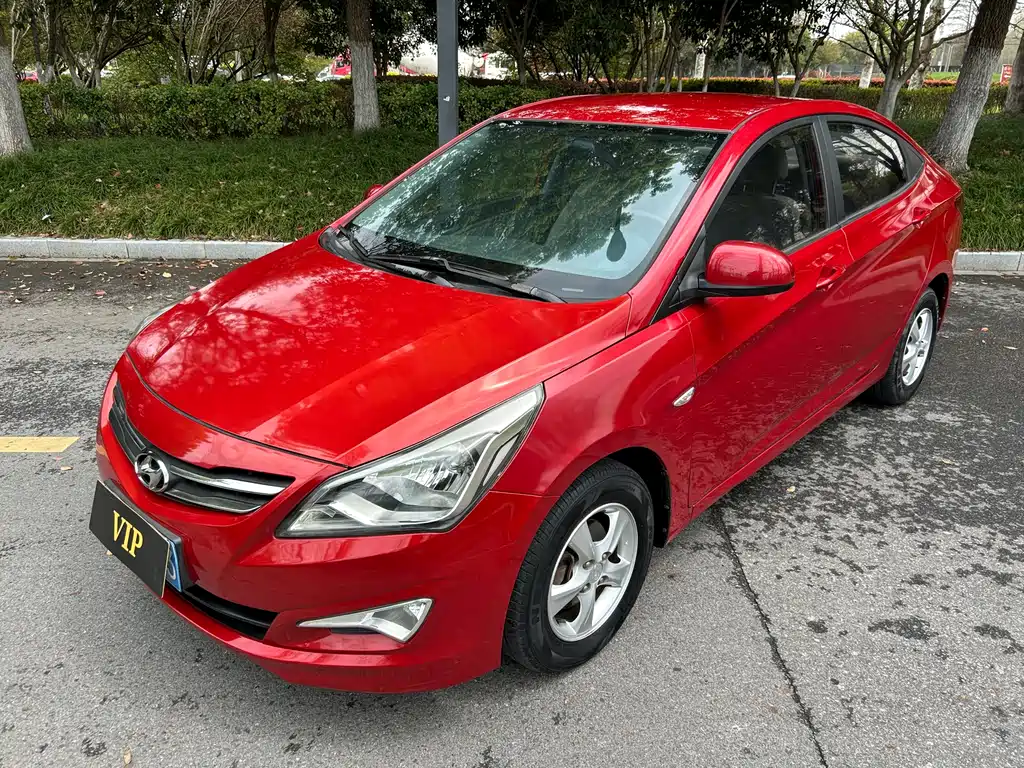 Hyundai Verna 2016