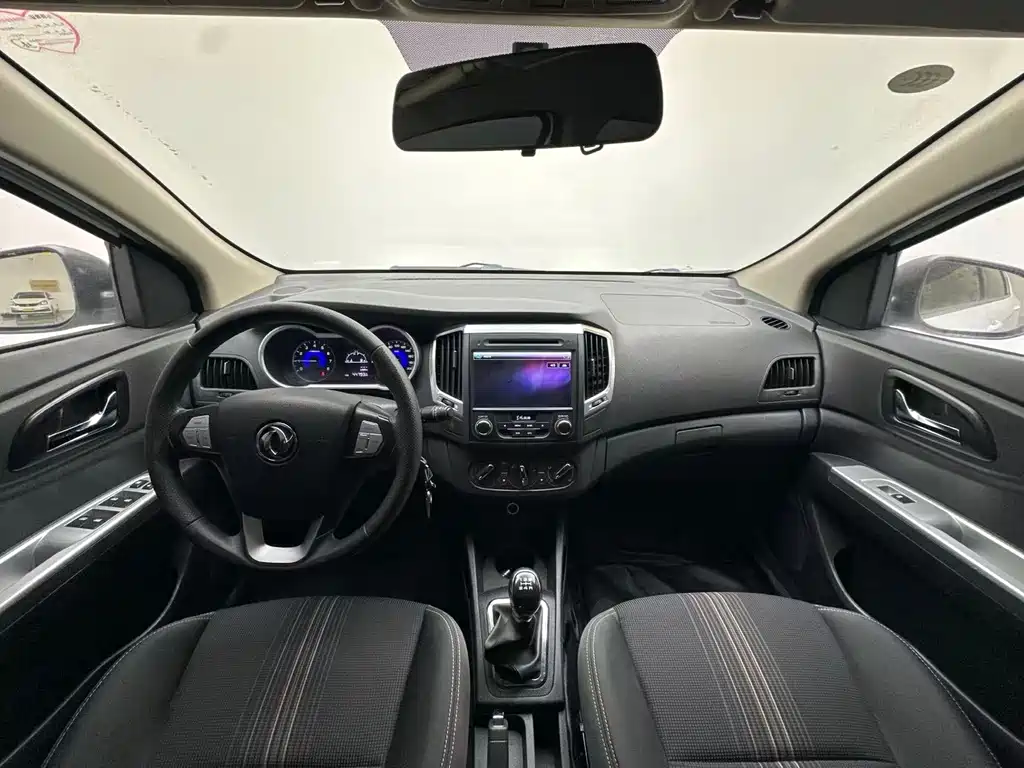 Dongfeng AX3 2016 1.5L MT