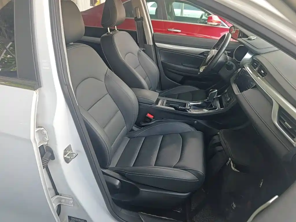 Geely Emgrand — миниатюра 25
