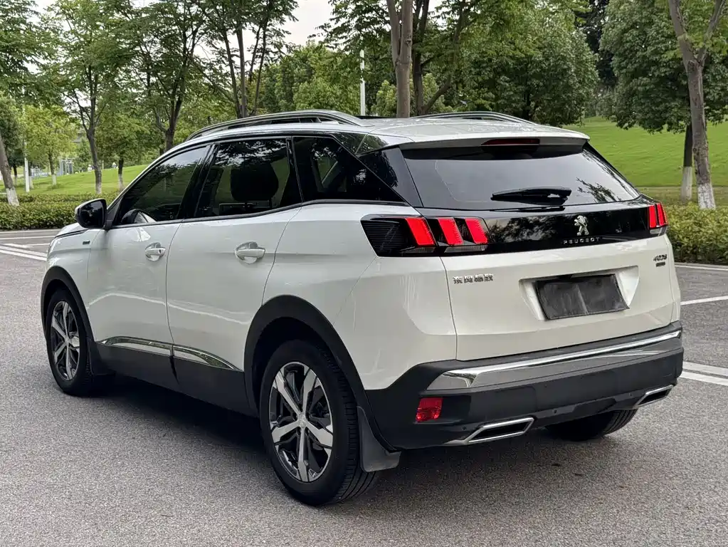 Peugeot 4008 — миниатюра 6