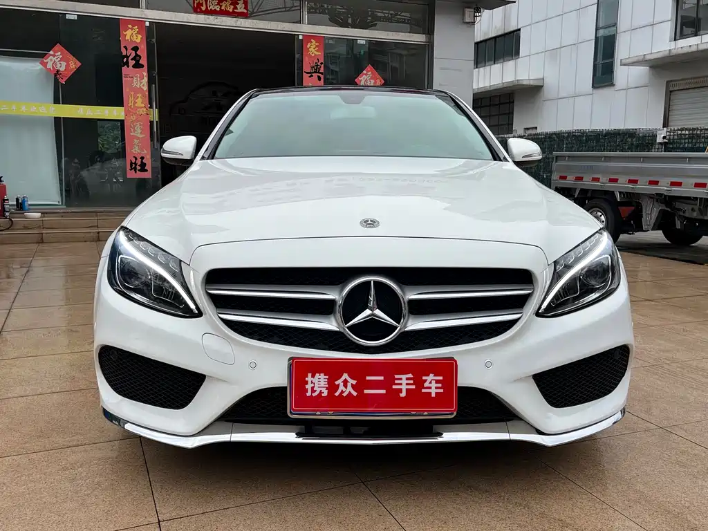 Mercedes-Benz C-Class — миниатюра 3