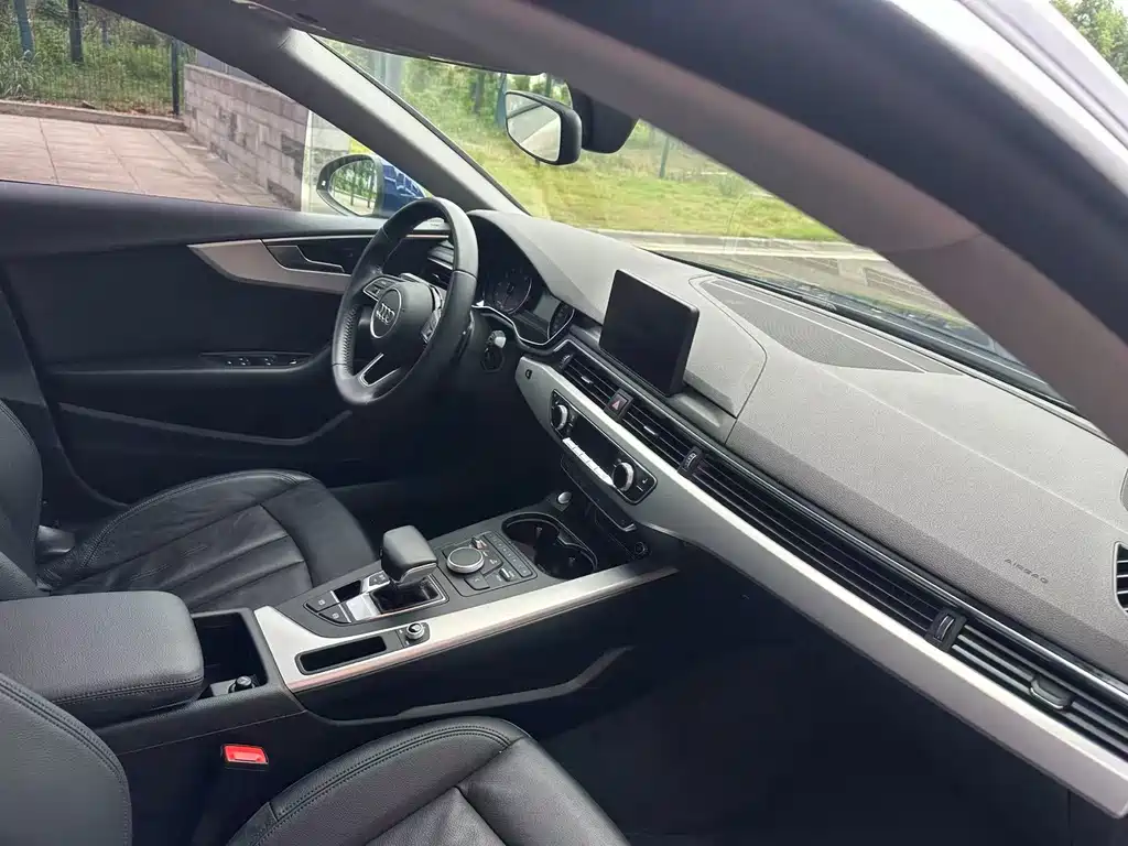 Audi A5 (Import) — миниатюра 5
