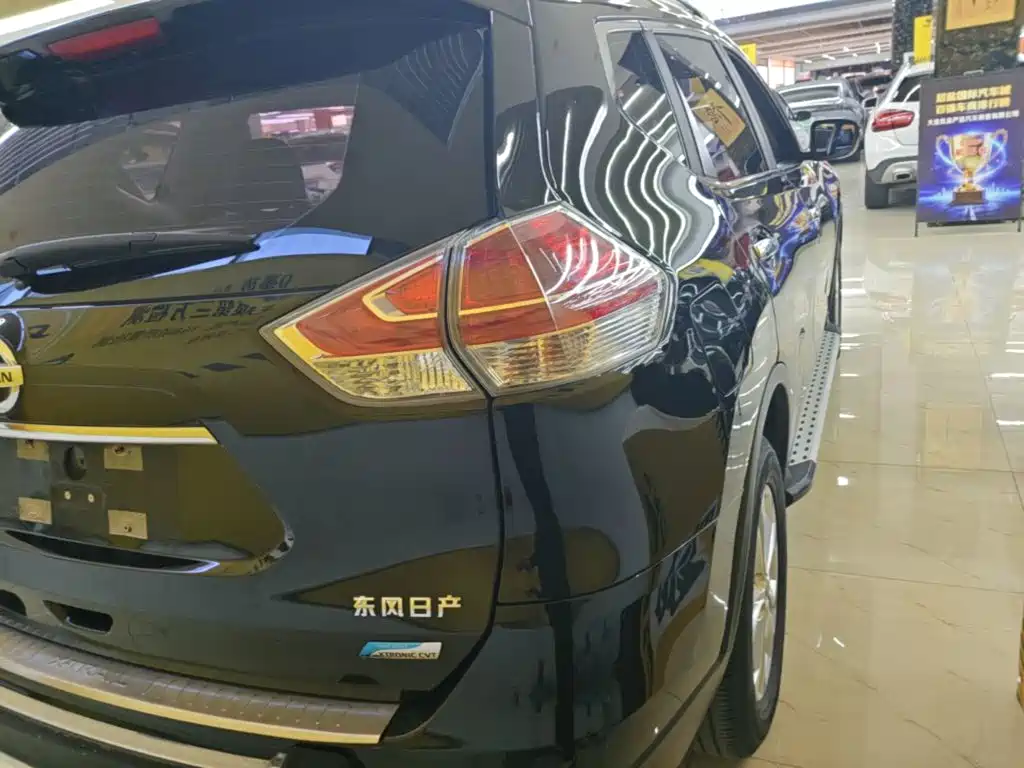 Nissan X-Trail — миниатюра 7