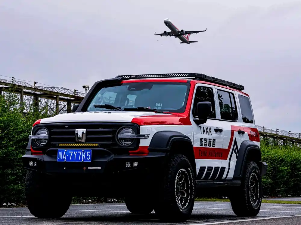 2022 TANK 300 - zdjęcie 1 z 18