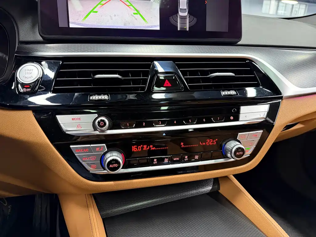 BMW 5 Series (Import) — миниатюра 16