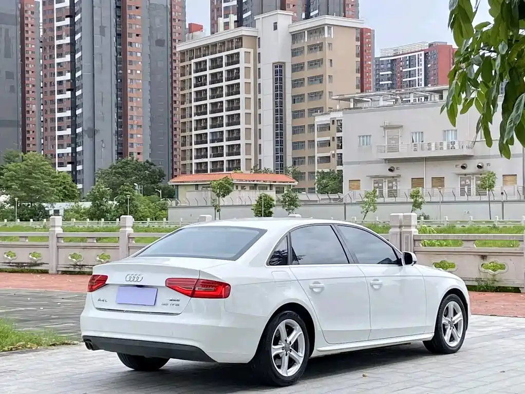 Audi A4L — миниатюра 9