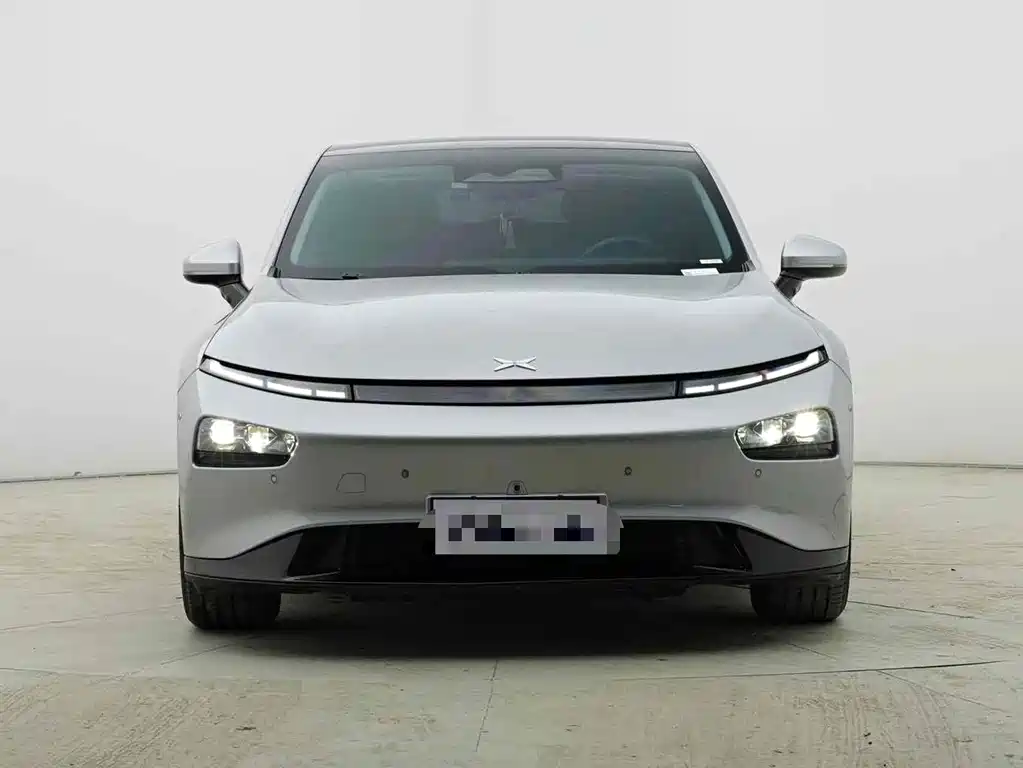 XPeng P7 — миниатюра 2