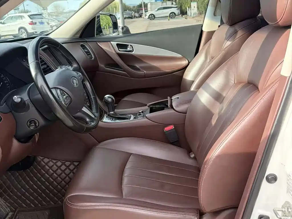 Infiniti QX50 — миниатюра 7