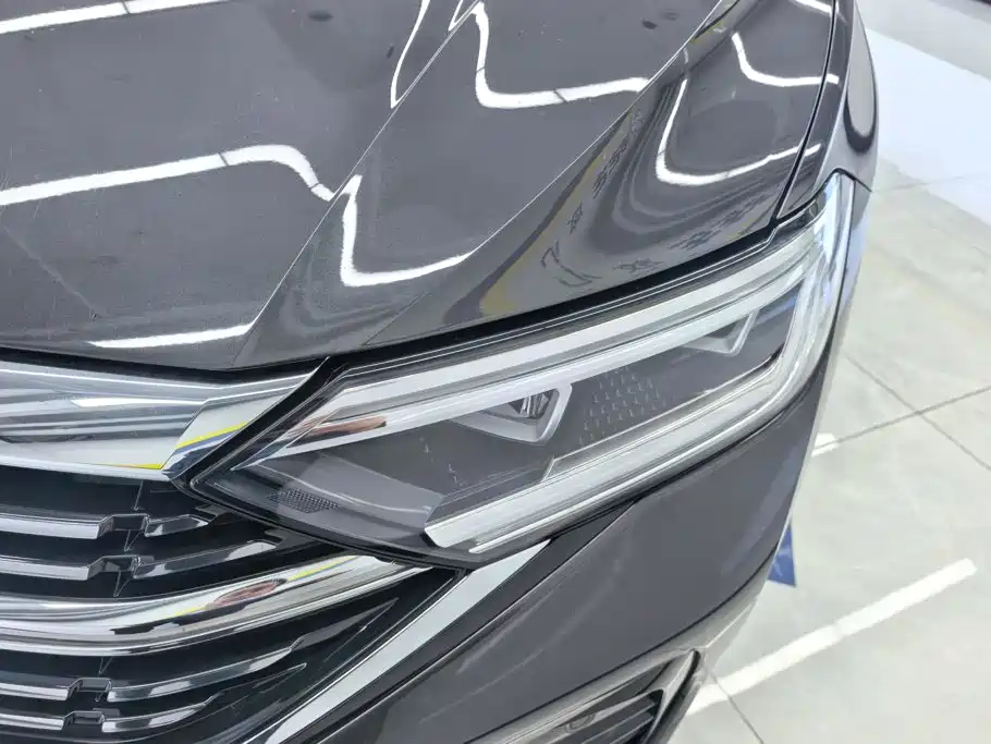 Volkswagen Sagitar — миниатюра 5