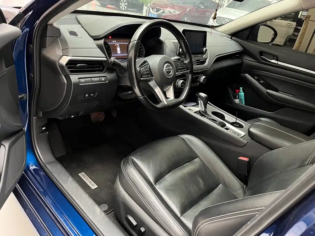 Nissan Teana — миниатюра 4