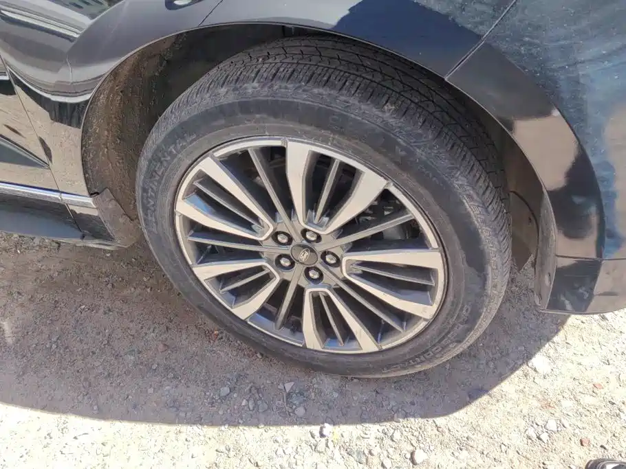 Ford Edge — миниатюра 6
